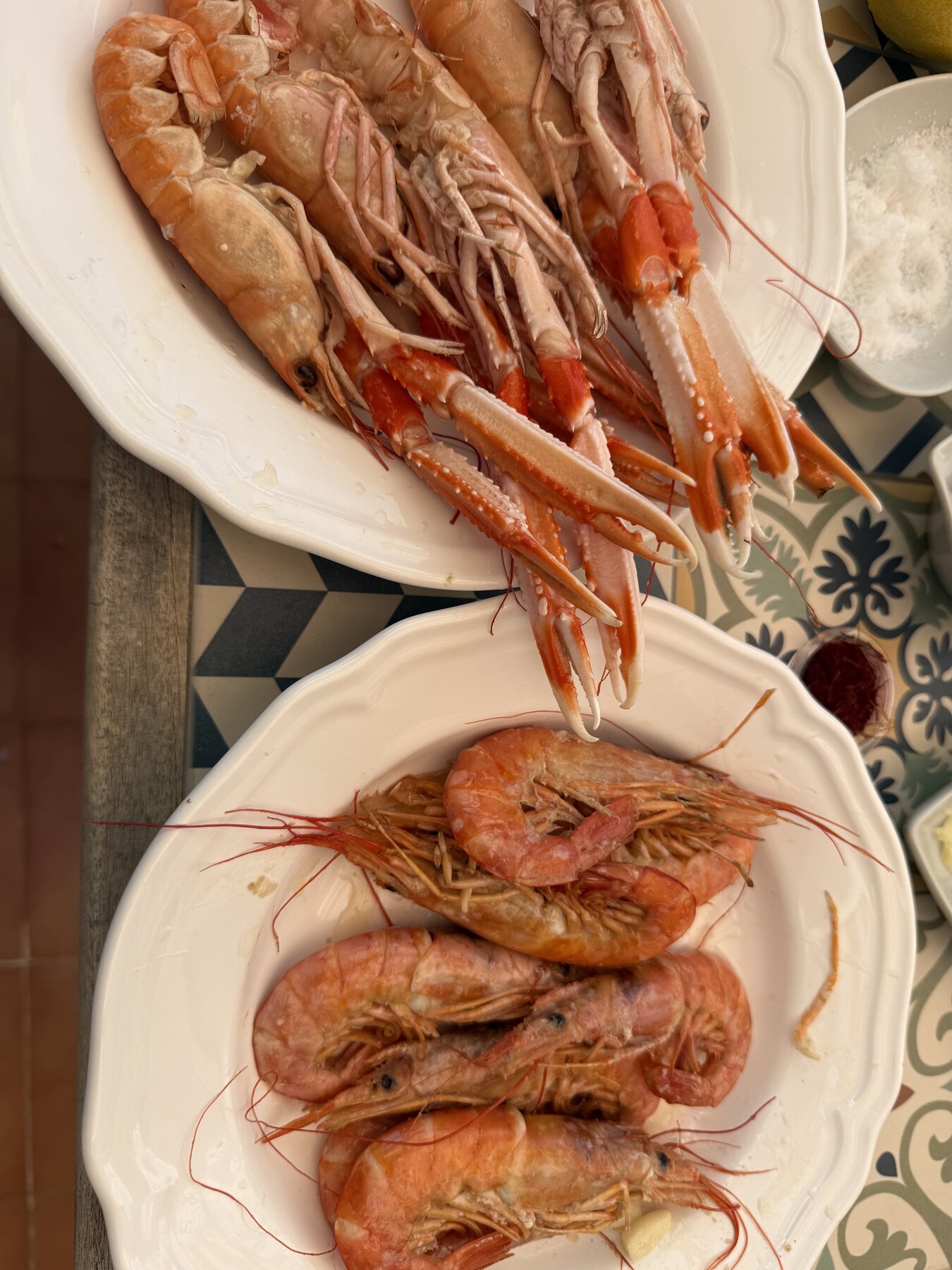 Langostinos y gambas reservados aparte